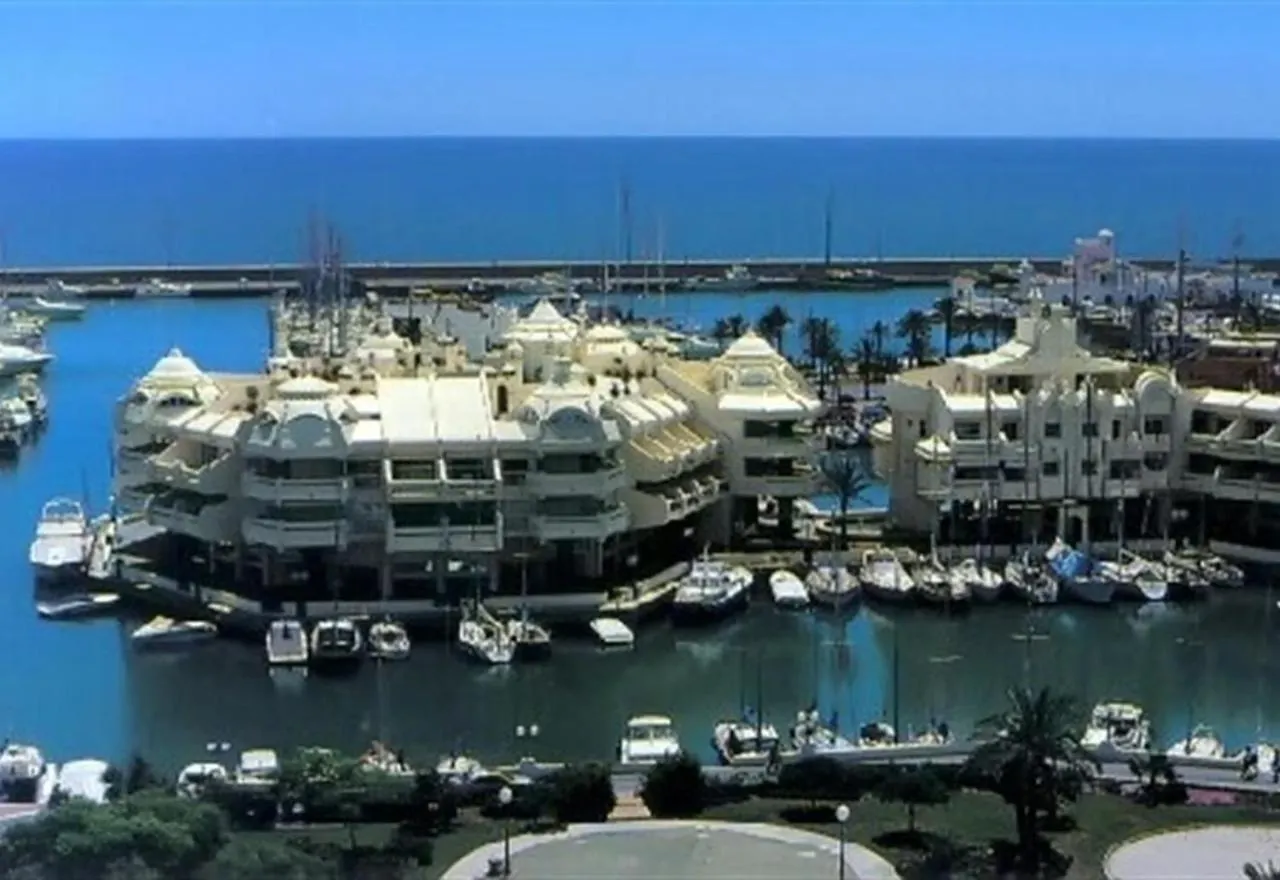 Family Friendly Patio And Poolview Apartment Torremolinos Spain